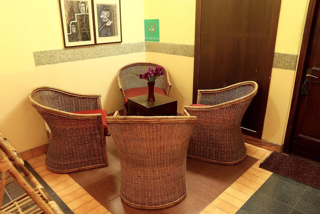 Oyo 2967 Bella Vista Hotel Kolkata Luaran gambar